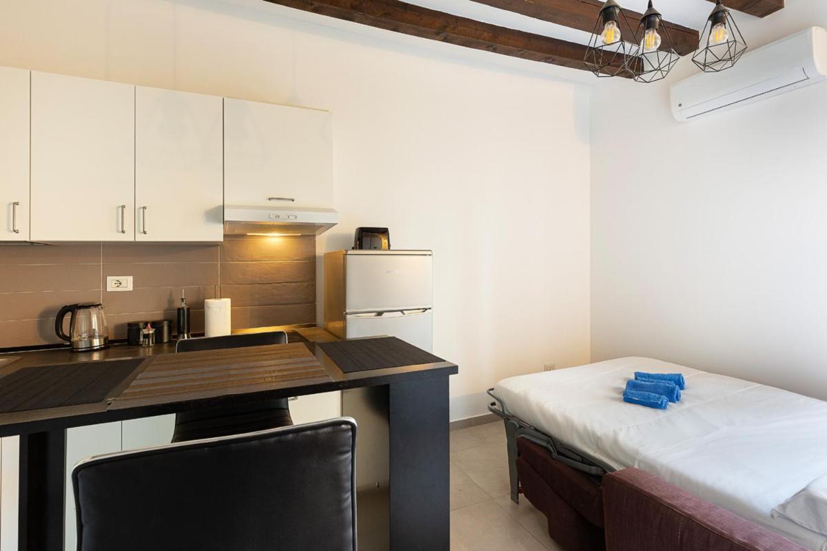 Appartement Superb Loft NavigliComfy&Relax à Milan Extérieur photo